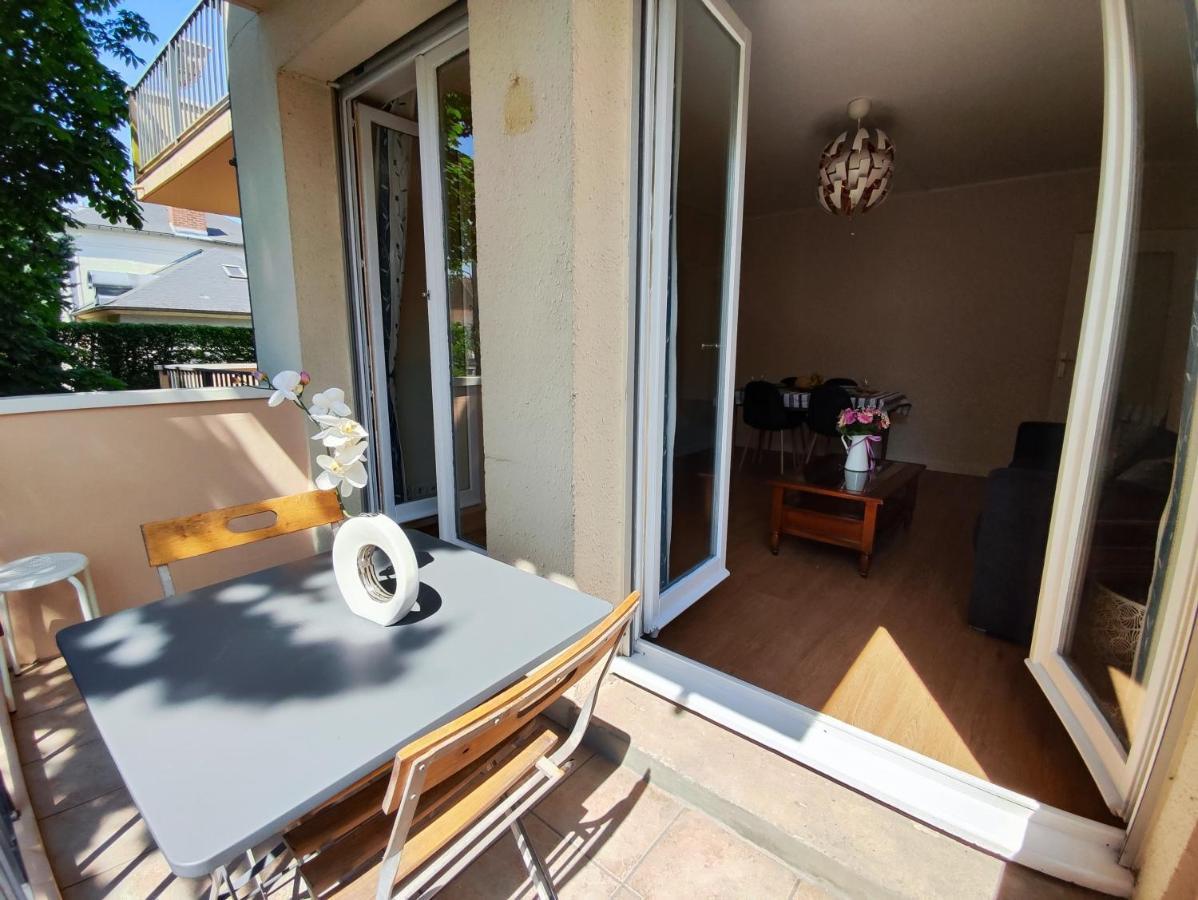 Tres Belle Appartement Lumineuse Spacieux ช็องตียี ภายนอก รูปภาพ