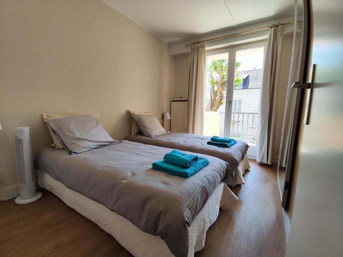 Tres Belle Appartement Lumineuse Spacieux ช็องตียี ภายนอก รูปภาพ